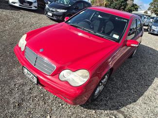 2004 Mercedes-Benz 180