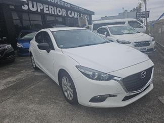 2018 Mazda Axela